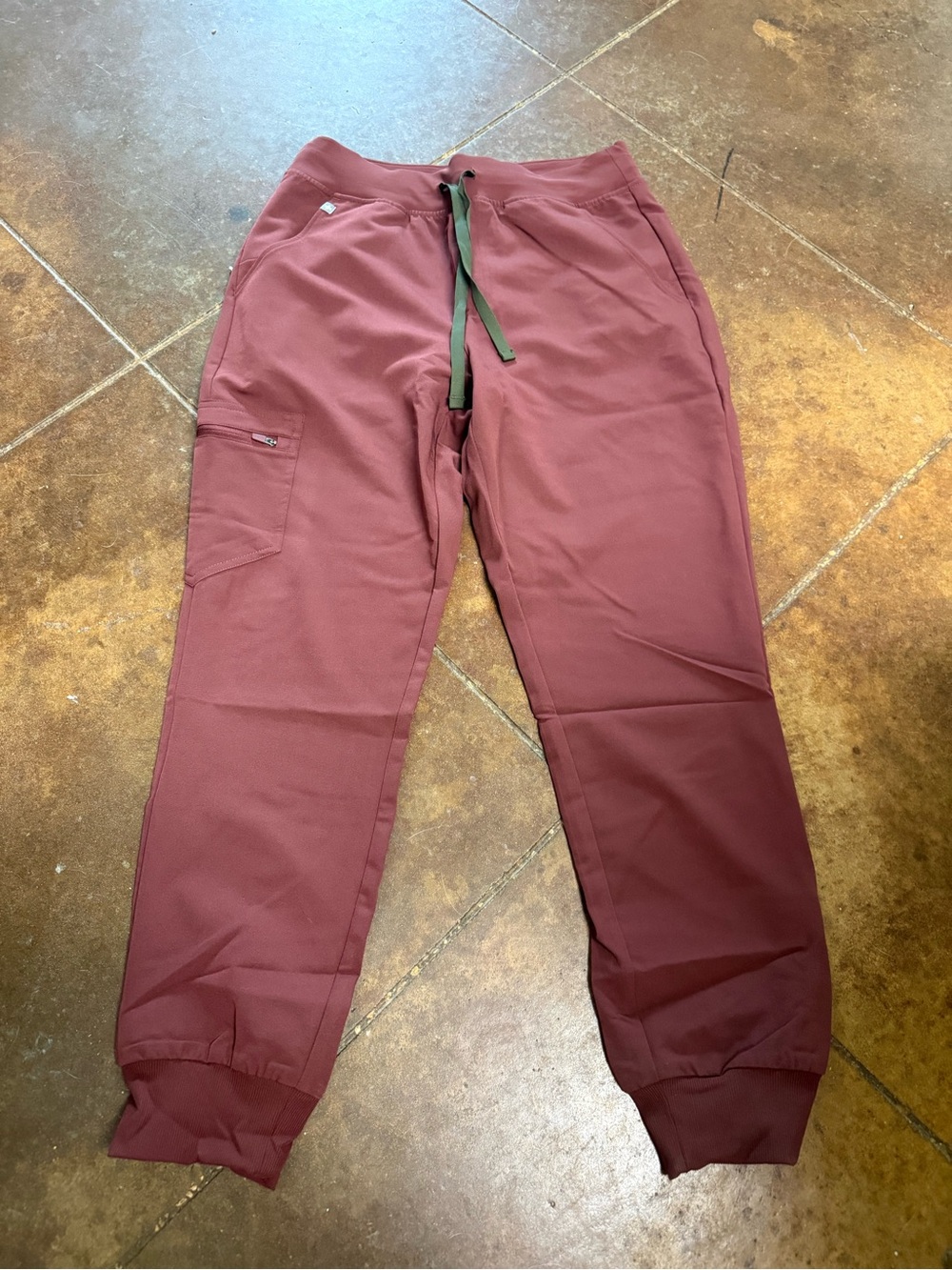 Figs Womens high rise Zamora joggers Walnut color